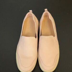 VIONIC WOMEN'S EFFORTLESS SLIP ON SHOE